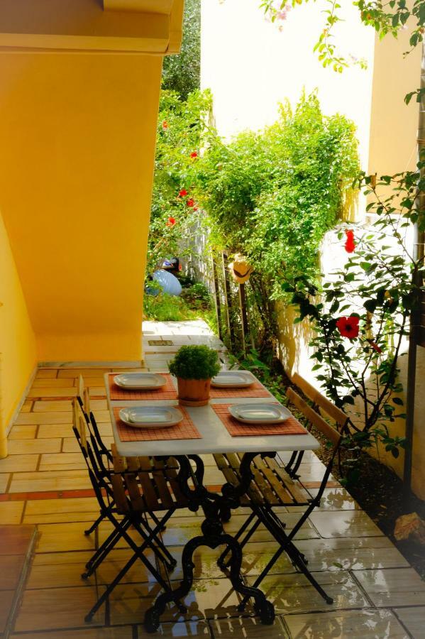 Apartmán House With Garden Near The Sea Agia Efimia Exteriér fotografie